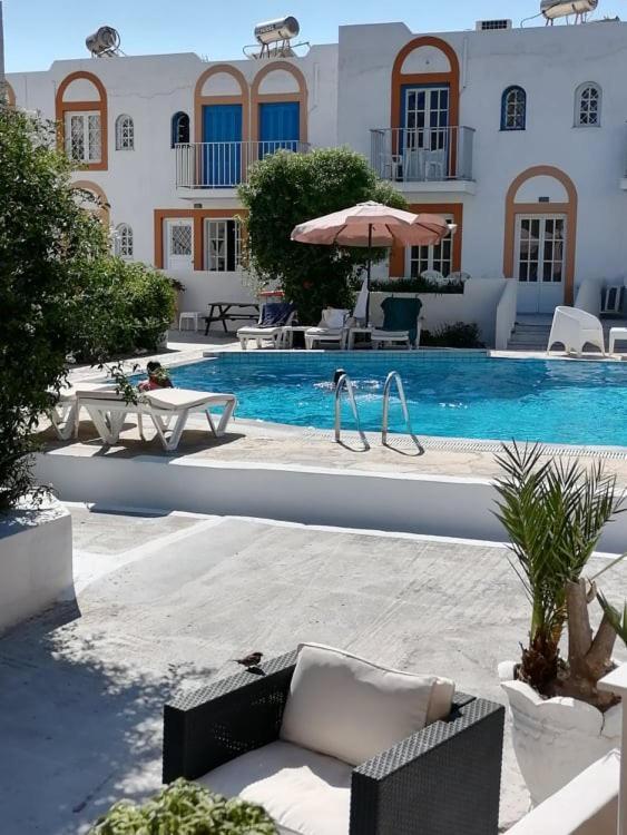 Katerina Apartments Kalymnos Town Exterior photo