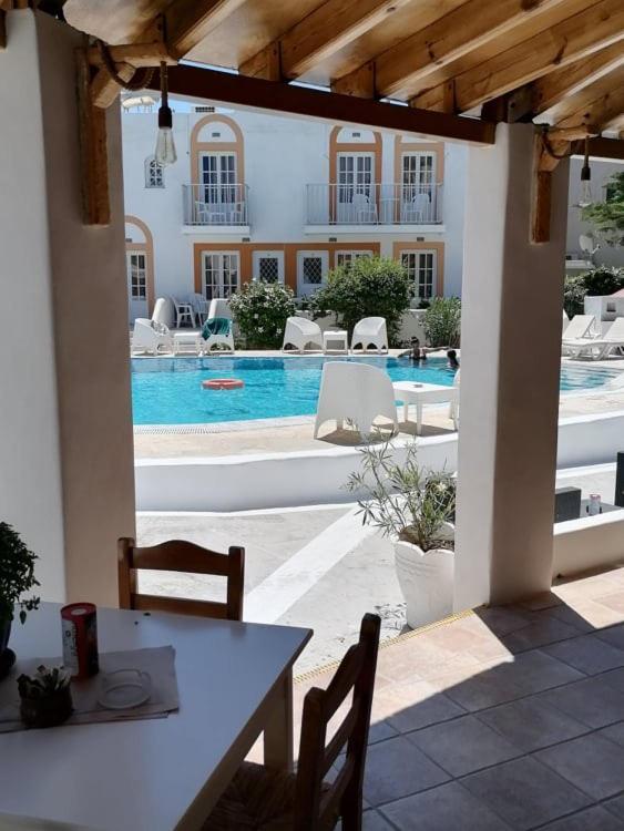 Katerina Apartments Kalymnos Town Exterior photo