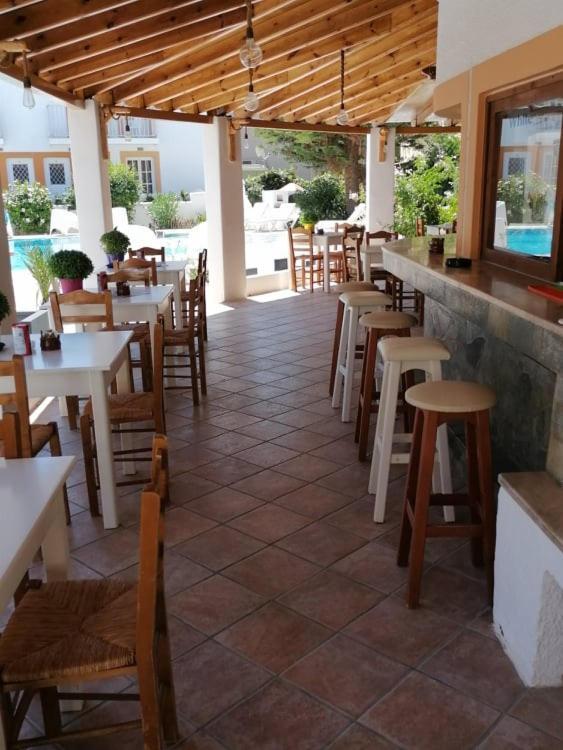 Katerina Apartments Kalymnos Town Exterior photo