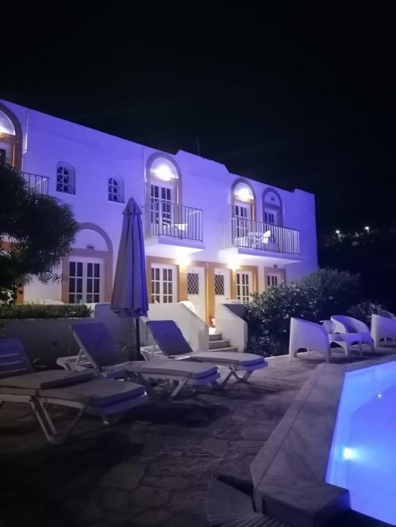 Katerina Apartments Kalymnos Town Exterior photo