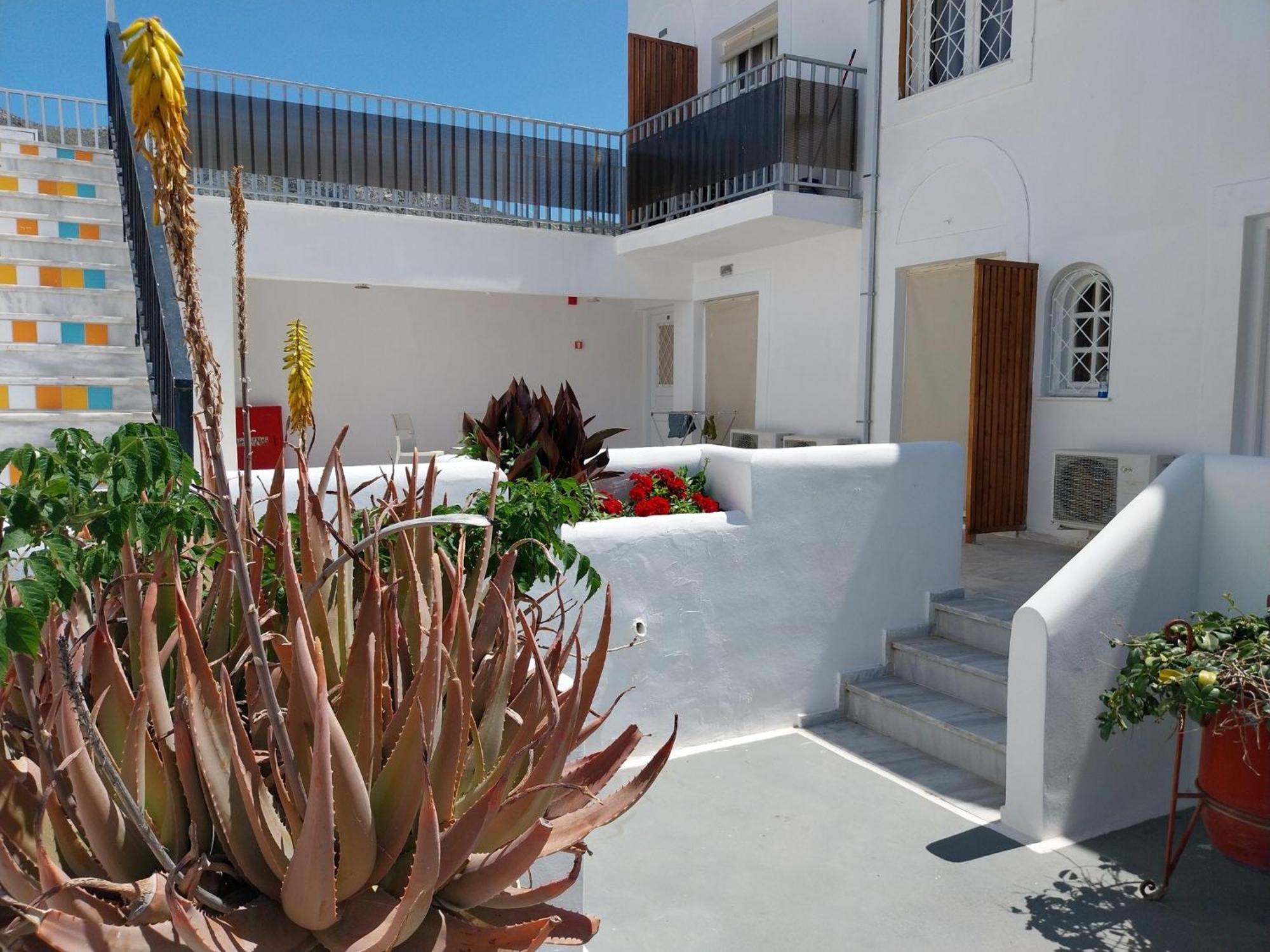 Katerina Apartments Kalymnos Town Exterior photo